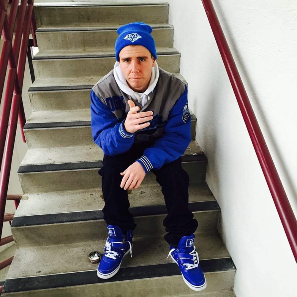 Meet your Posher, Wade